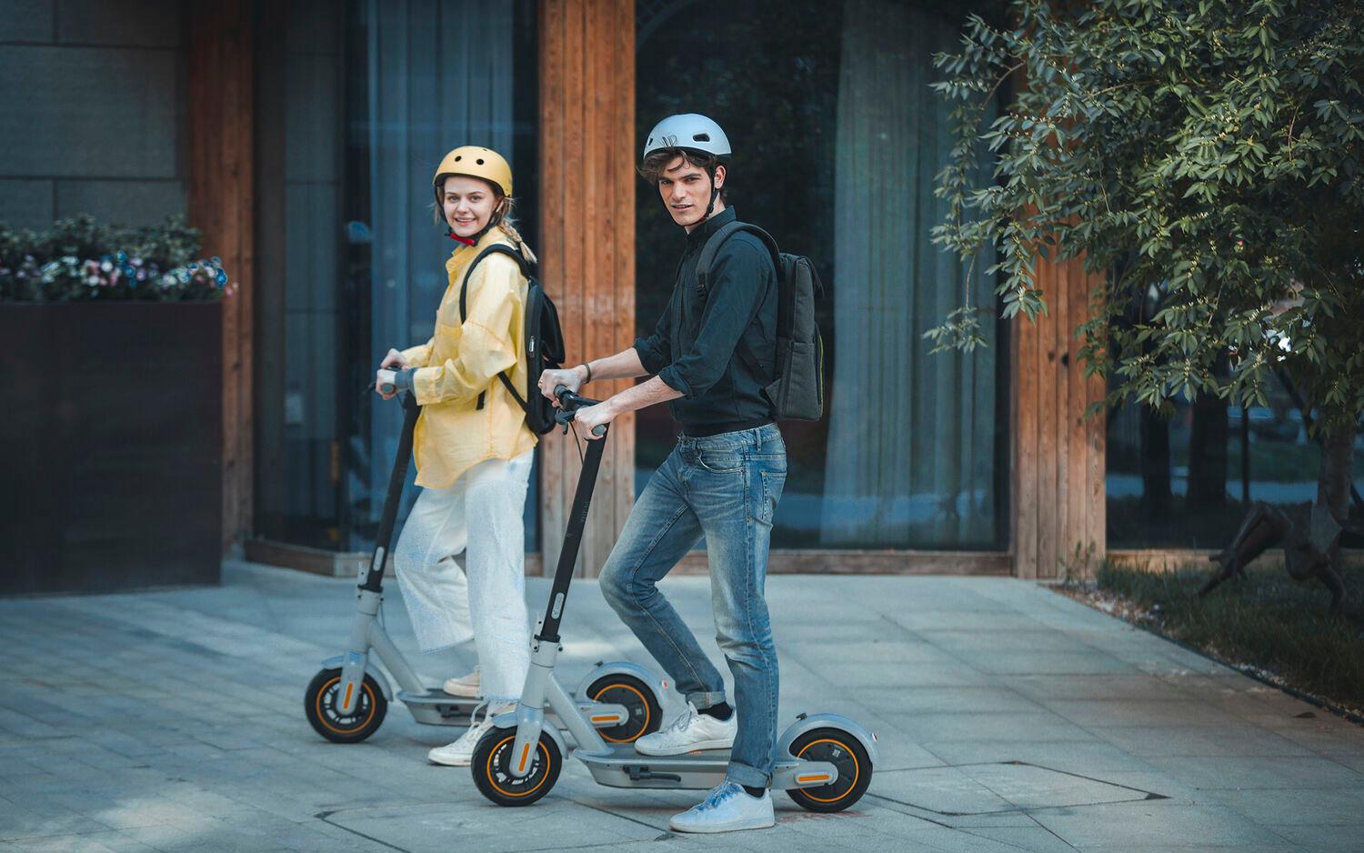 Электросамокат Ninebot KickScooter MAX G30LP (Grey) купить в интернет-магазине icover