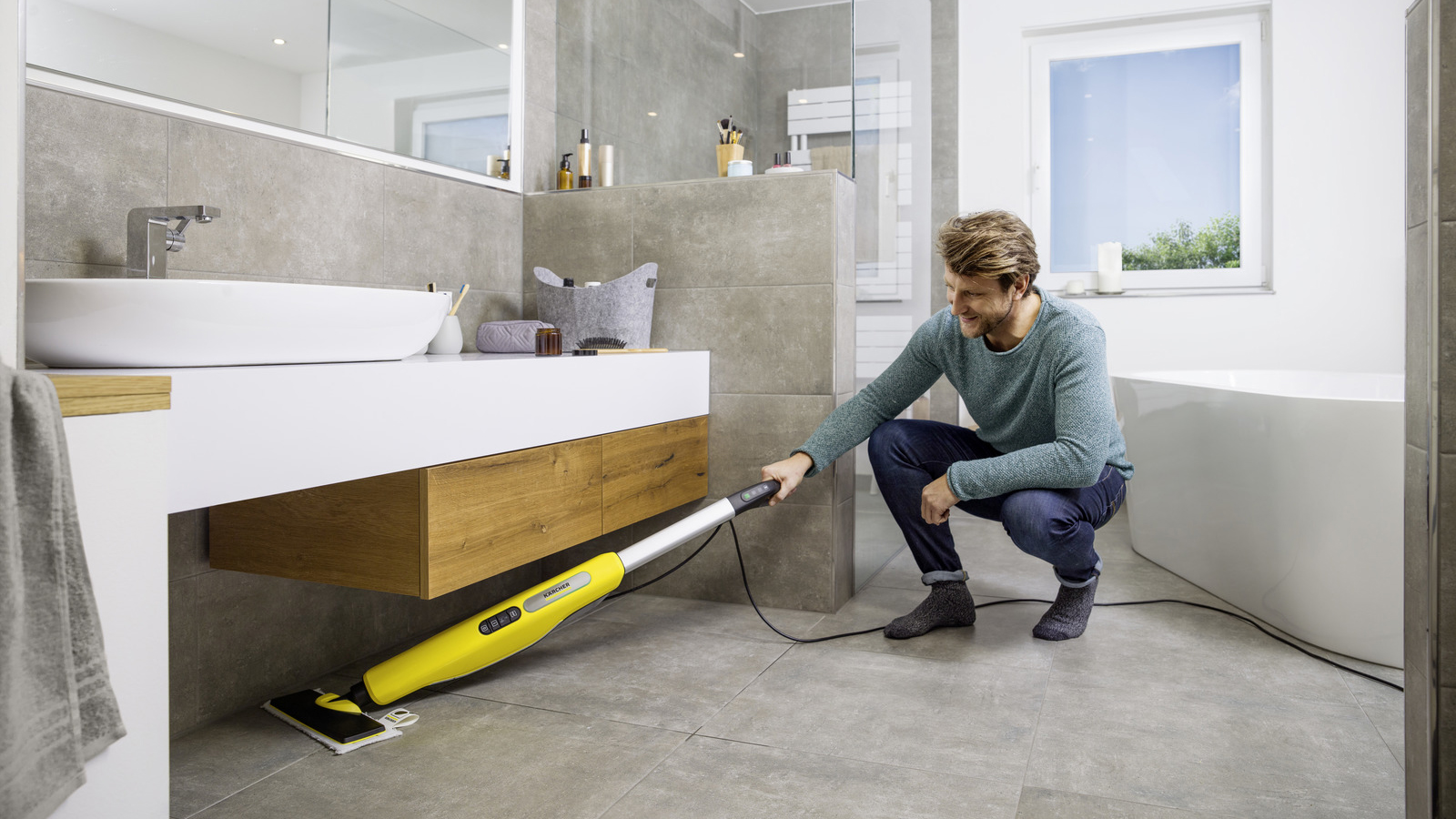 Купить пароочиститель Karcher SC 3 Upright Easyfix (Yellow) в Москве в  каталоге пароочистителей с доставкой. Характеристики, цены в  интернет-магазине iCover.