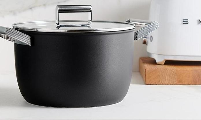 Кастрюля Smeg CKFC2611BLM (Black) купить в интернет-магазине icover