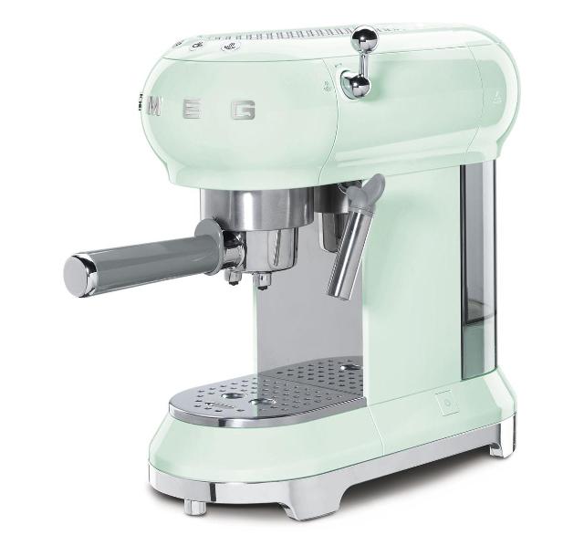 Кофемашина-эспрессо Smeg ECF01PGEU (Pastel green) купить в интернет-магазине icover