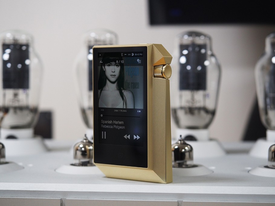 Astell&Kern AK240 256Gb - цифровой плеер (Gold) купить в интернет-магазине icover