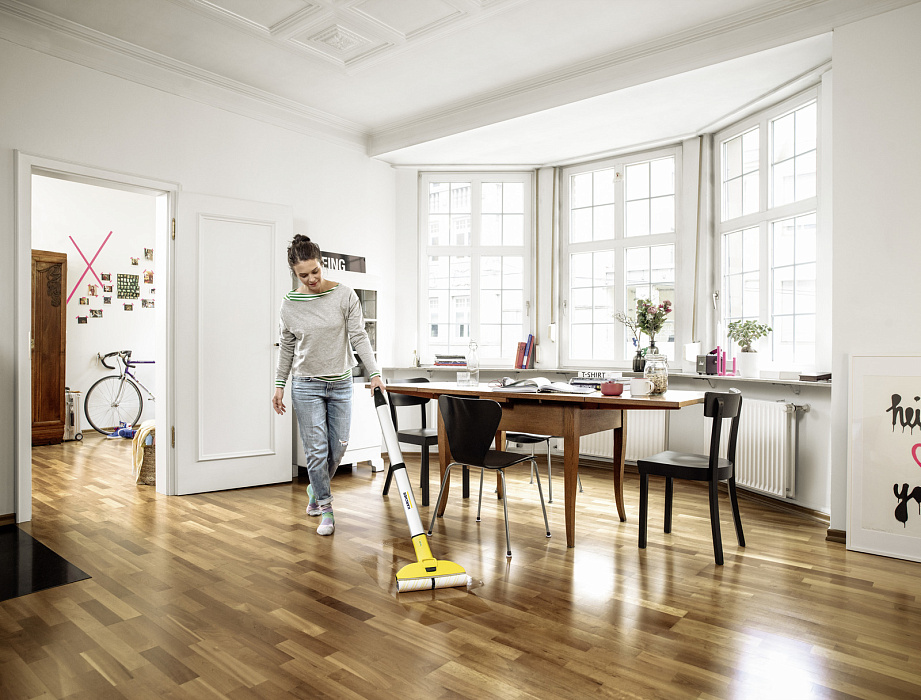 Электрошвабра Karcher EWM 2 (1.056-300.0) купить в интернет-магазине icover