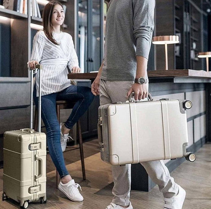 Чемодан Xiaomi Ninetygo Metal Luggage 20 (Gold) купить в интернет-магазине icover