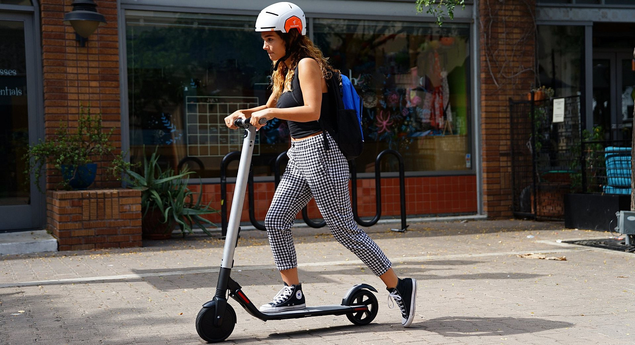 Электросамокат Ninebot by Segway KickScooter ES4 (Black) купить в интернет-магазине icover